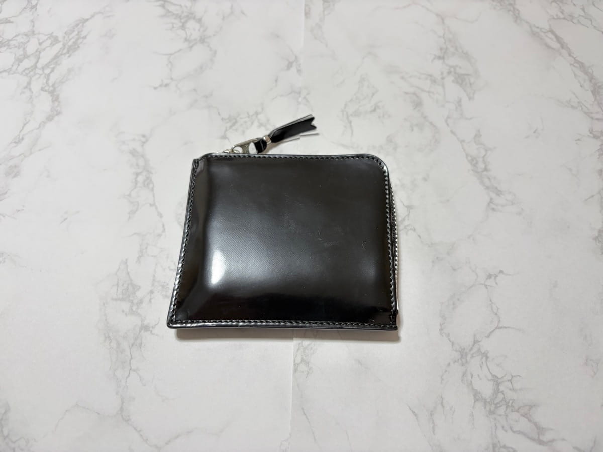 コムデギャルソンL字財布の外観【1】